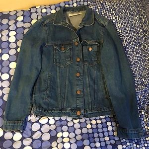 In perfect condition, only wore it a few times before it turned tight and small.